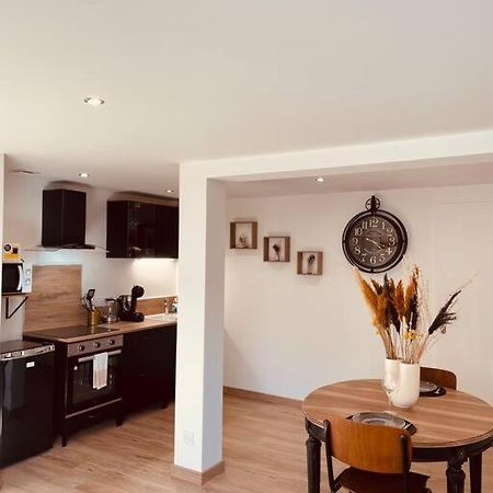 Bryas 3 - Appartement Tres Chaleureux ชาโตรูซ์ ภายนอก รูปภาพ